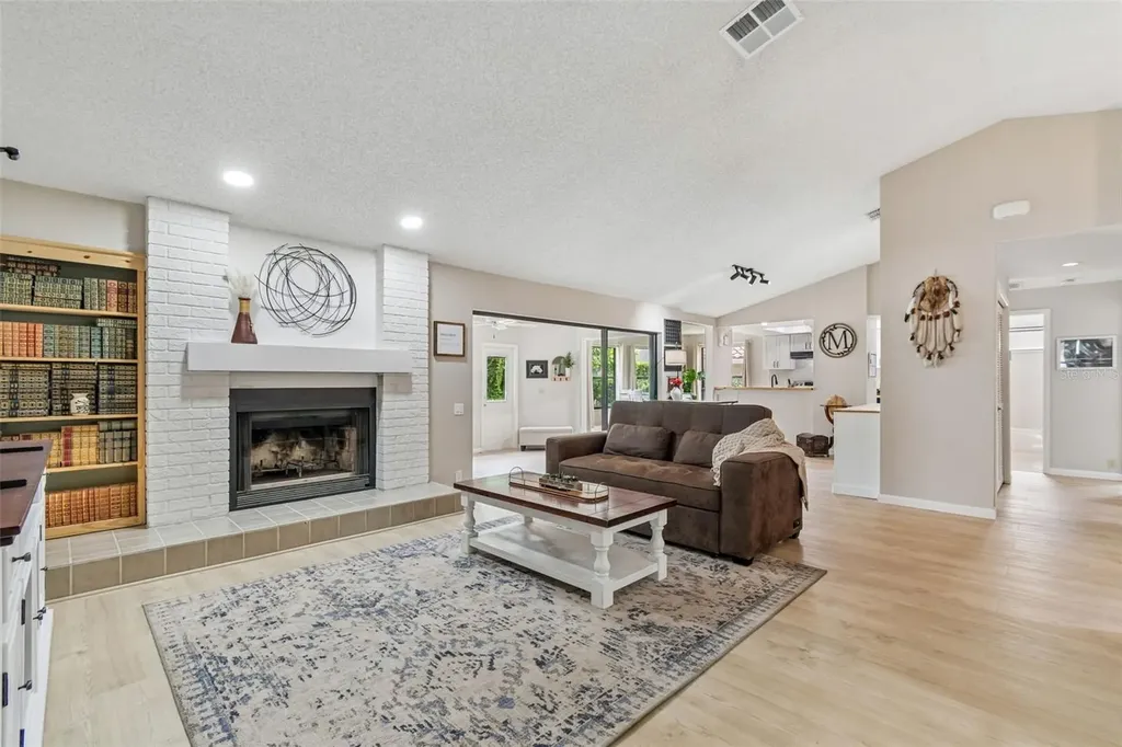 525 Walker Road Safety Harbor FL 34695