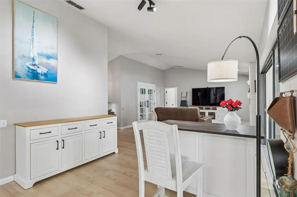525 Walker Road Safety Harbor FL 34695