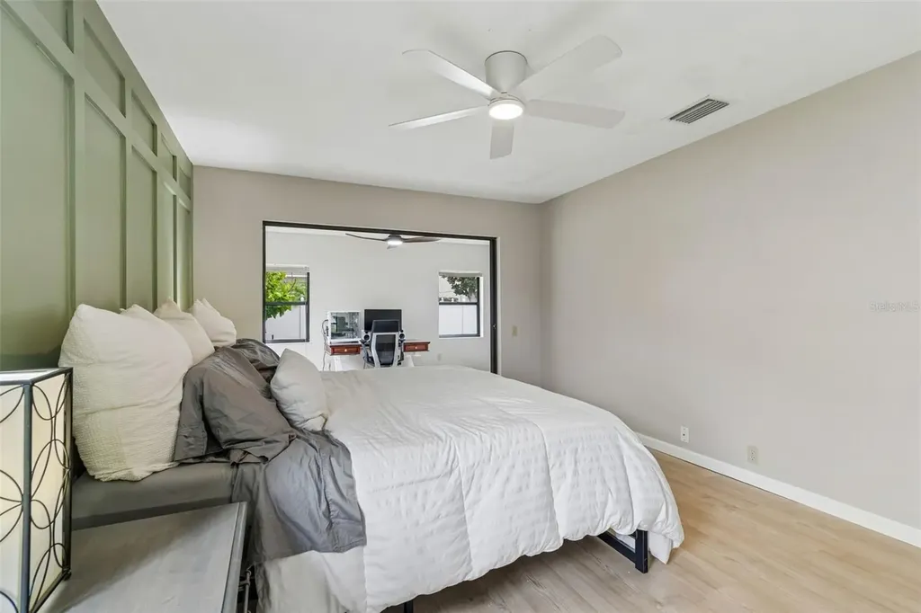 525 Walker Road Safety Harbor FL 34695