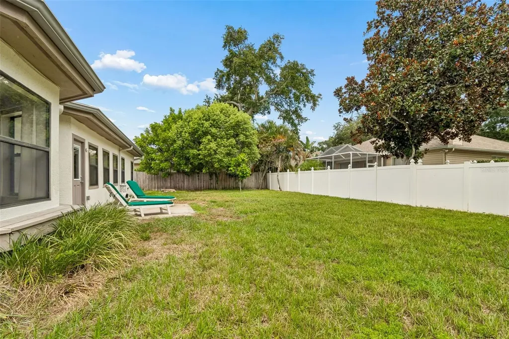 525 Walker Road Safety Harbor FL 34695