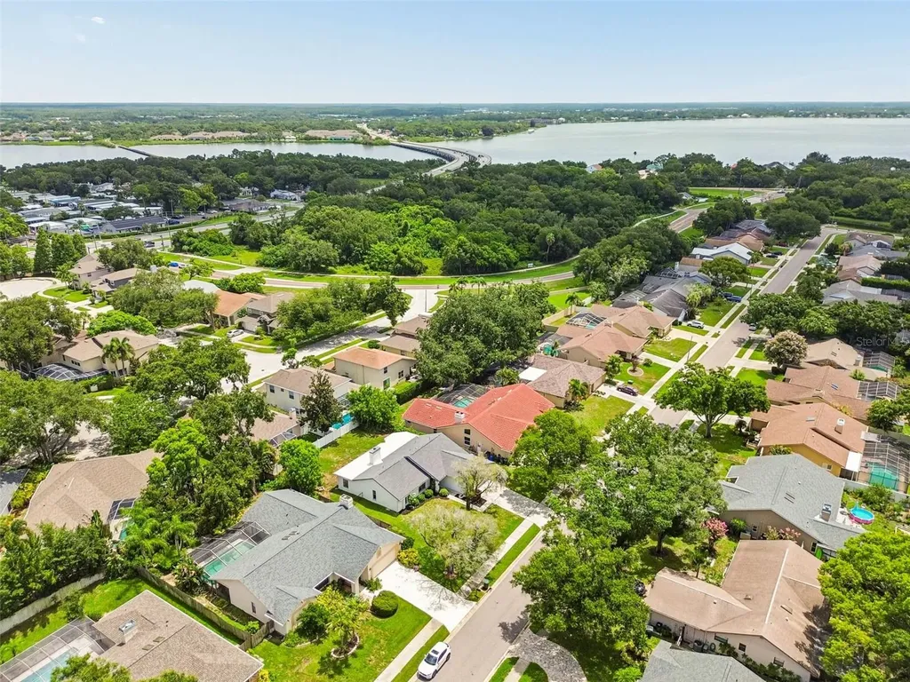 525 Walker Road Safety Harbor FL 34695