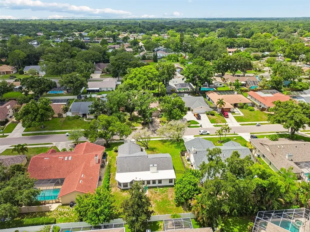 525 Walker Road Safety Harbor FL 34695