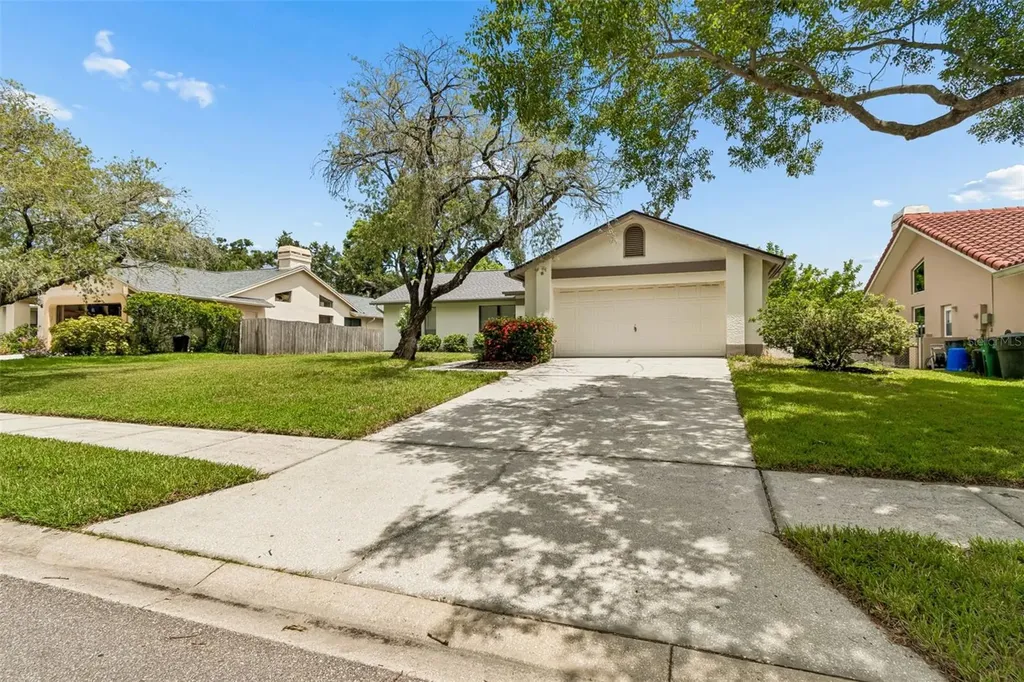 525 Walker Road Safety Harbor FL 34695