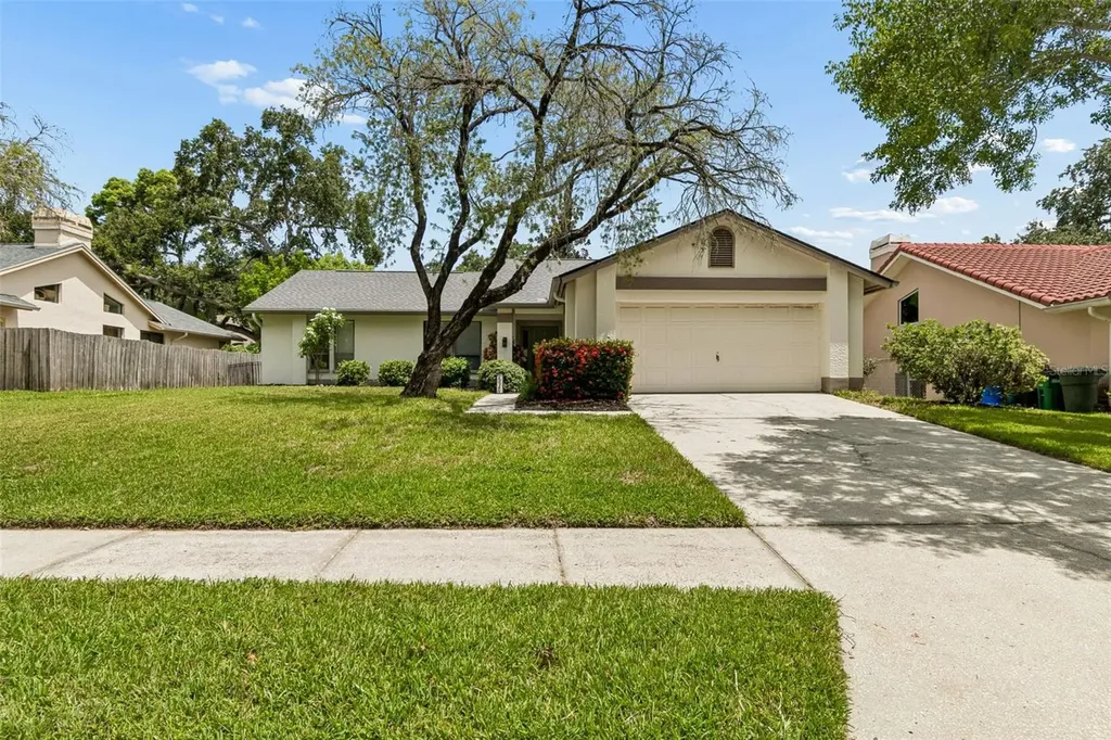 525 Walker Road Safety Harbor FL 34695