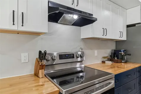 525 Walker Road Safety Harbor FL 34695