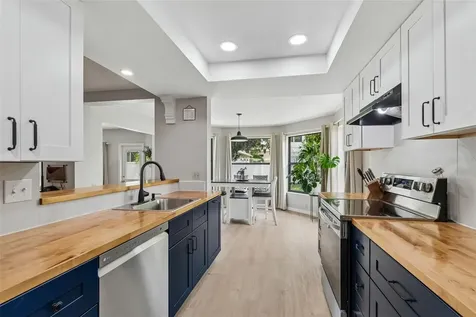 525 Walker Road Safety Harbor FL 34695