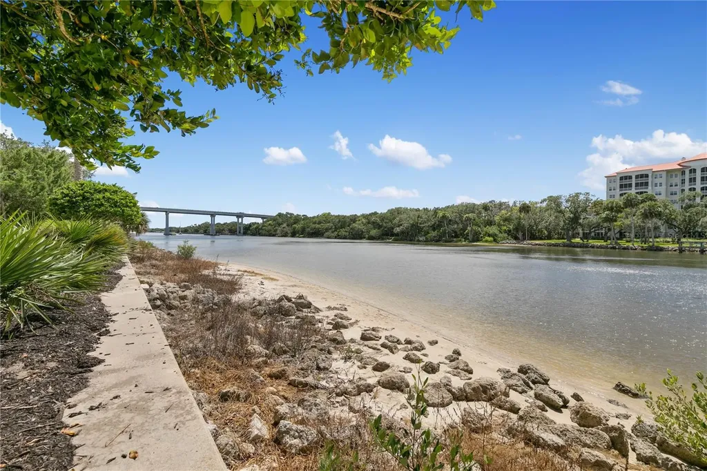 102 Yacht Harbor Drive Palm Coast FL 32137