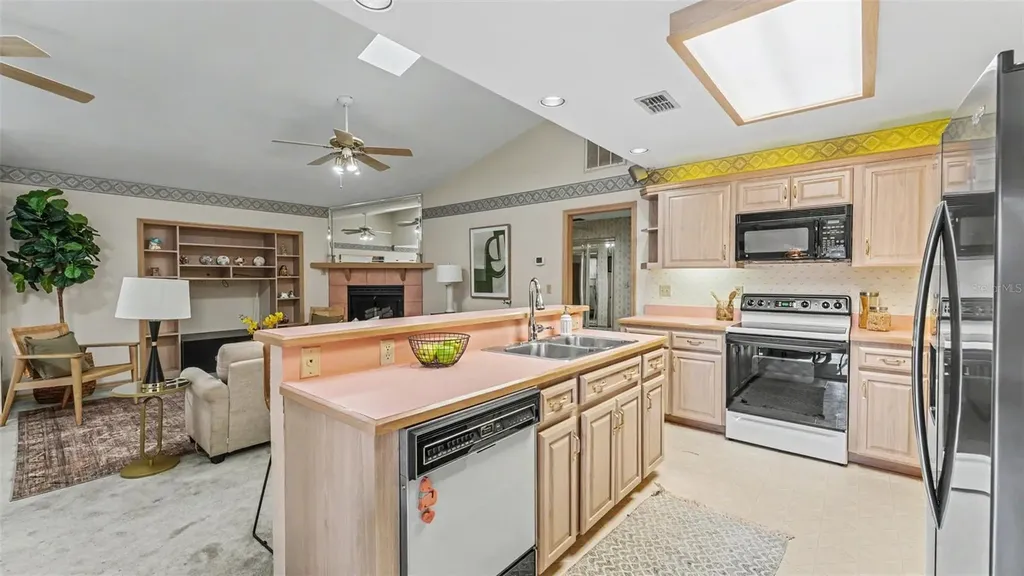 1880 N Crystal Lake Drive Lakeland FL 33801