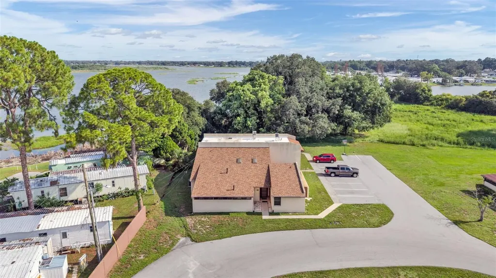 1880 N Crystal Lake Drive Lakeland FL 33801