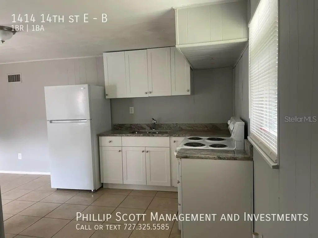 1414 14th Street E Bradenton FL 34208