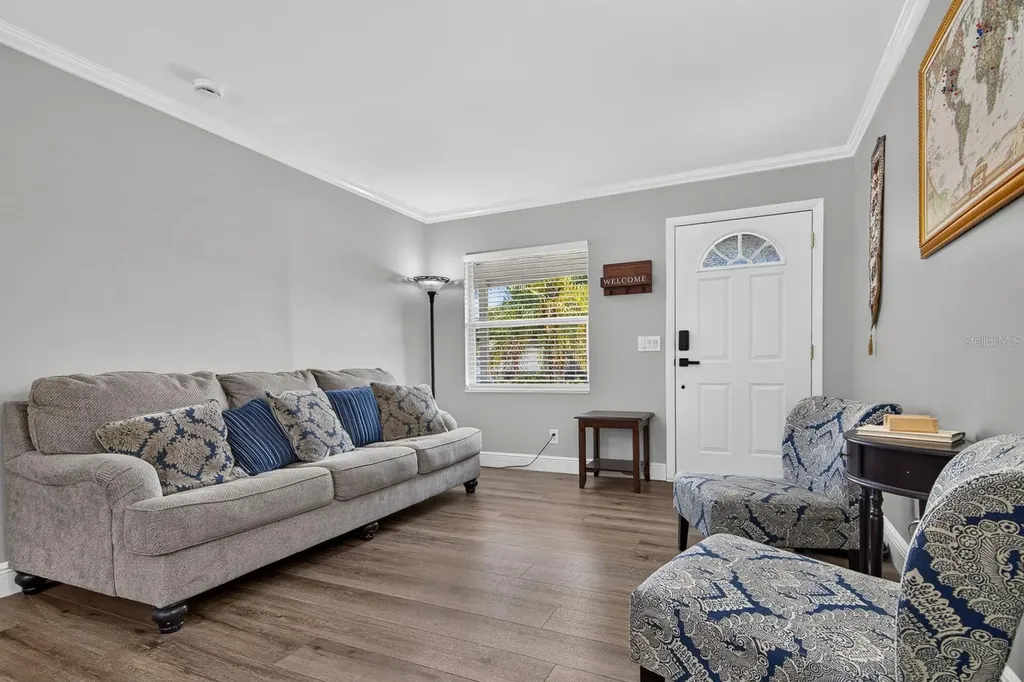 4014 W Land Avenue Tampa FL 33616