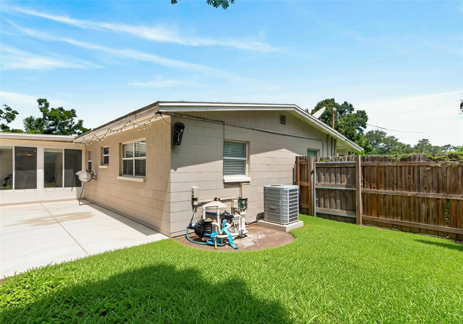 4014 W Land Avenue Tampa FL 33616