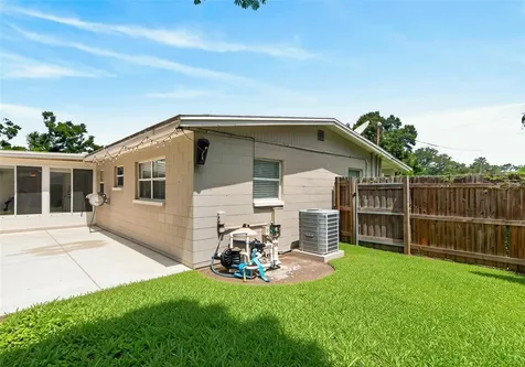4014 W Land Avenue Tampa FL 33616
