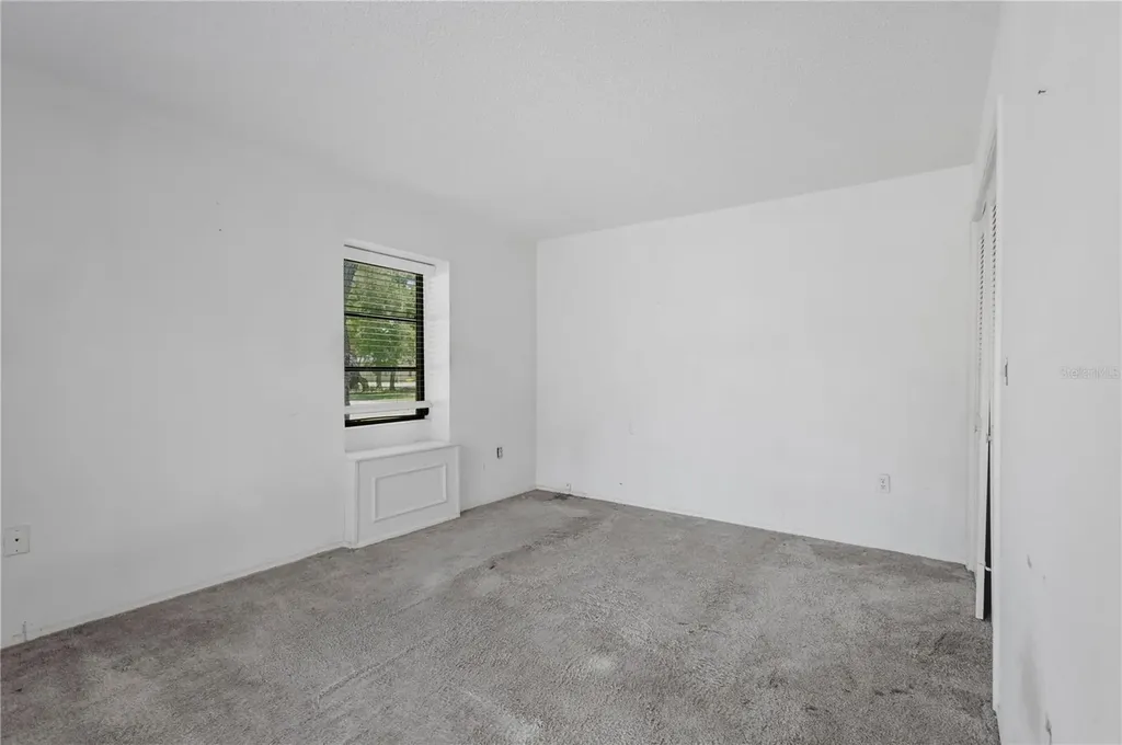 213 Whispering Oaks Court Sarasota FL 34232