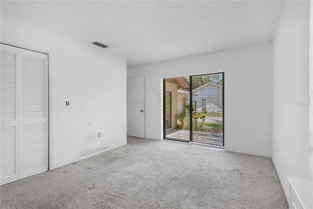 213 Whispering Oaks Court Sarasota FL 34232