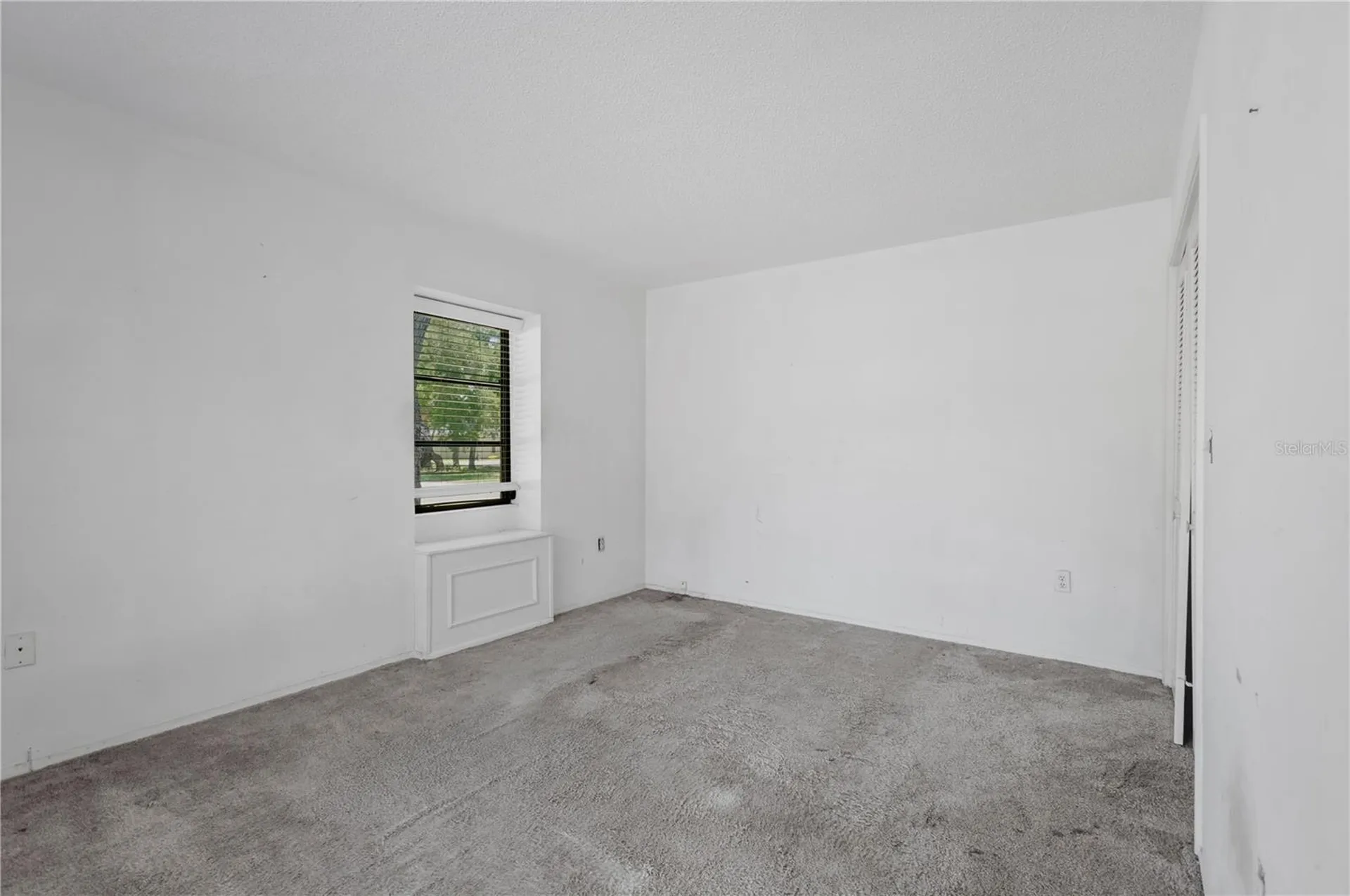 213 Whispering Oaks Court Sarasota FL 34232