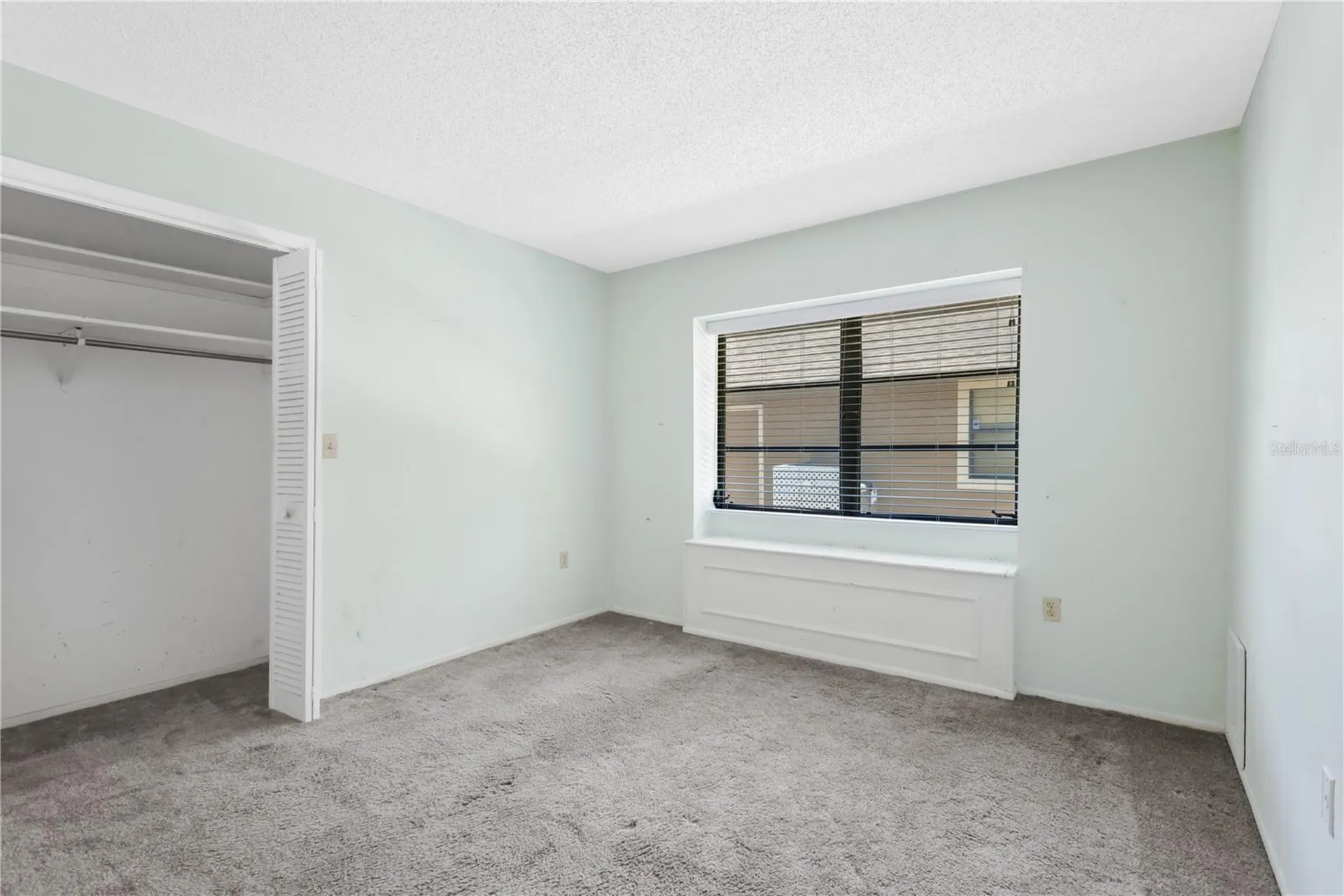213 Whispering Oaks Court Sarasota FL 34232