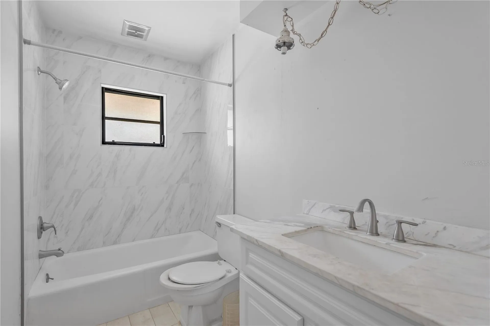 213 Whispering Oaks Court Sarasota FL 34232
