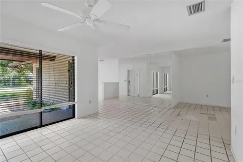 213 Whispering Oaks Court Sarasota FL 34232