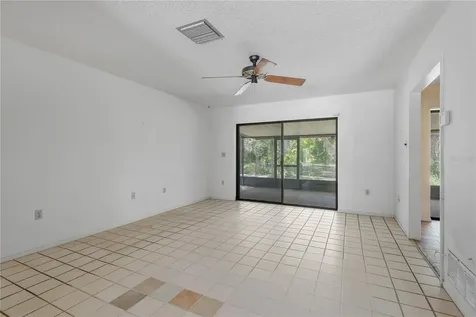 213 Whispering Oaks Court Sarasota FL 34232