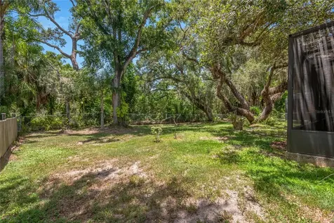 213 Whispering Oaks Court Sarasota FL 34232