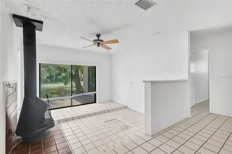 213 Whispering Oaks Court Sarasota FL 34232
