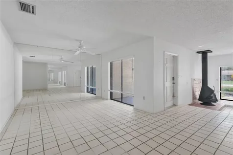 213 Whispering Oaks Court Sarasota FL 34232