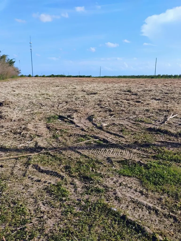 5933 Mike Kahn Road Sebring FL 33876
