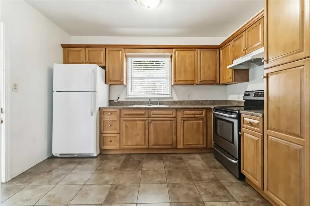 217 Daytona Avenue Holly Hill FL 32117
