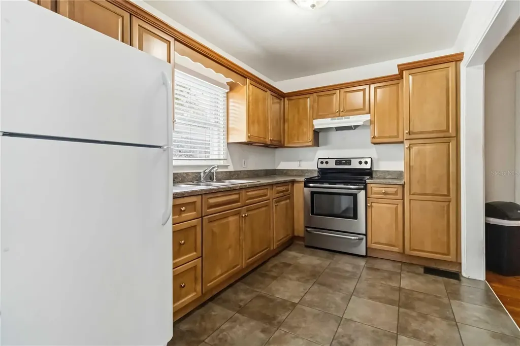 217 Daytona Avenue Holly Hill FL 32117