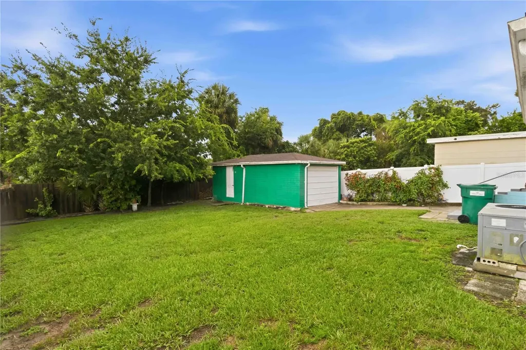 217 Daytona Avenue Holly Hill FL 32117