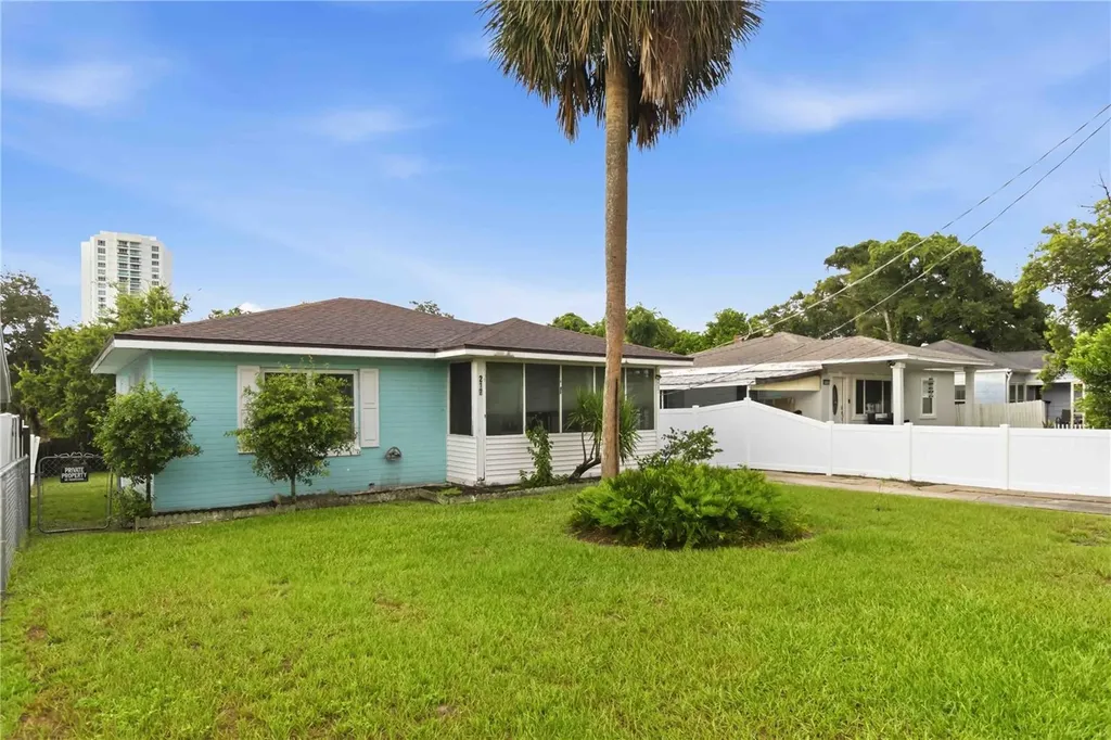 217 Daytona Avenue Holly Hill FL 32117