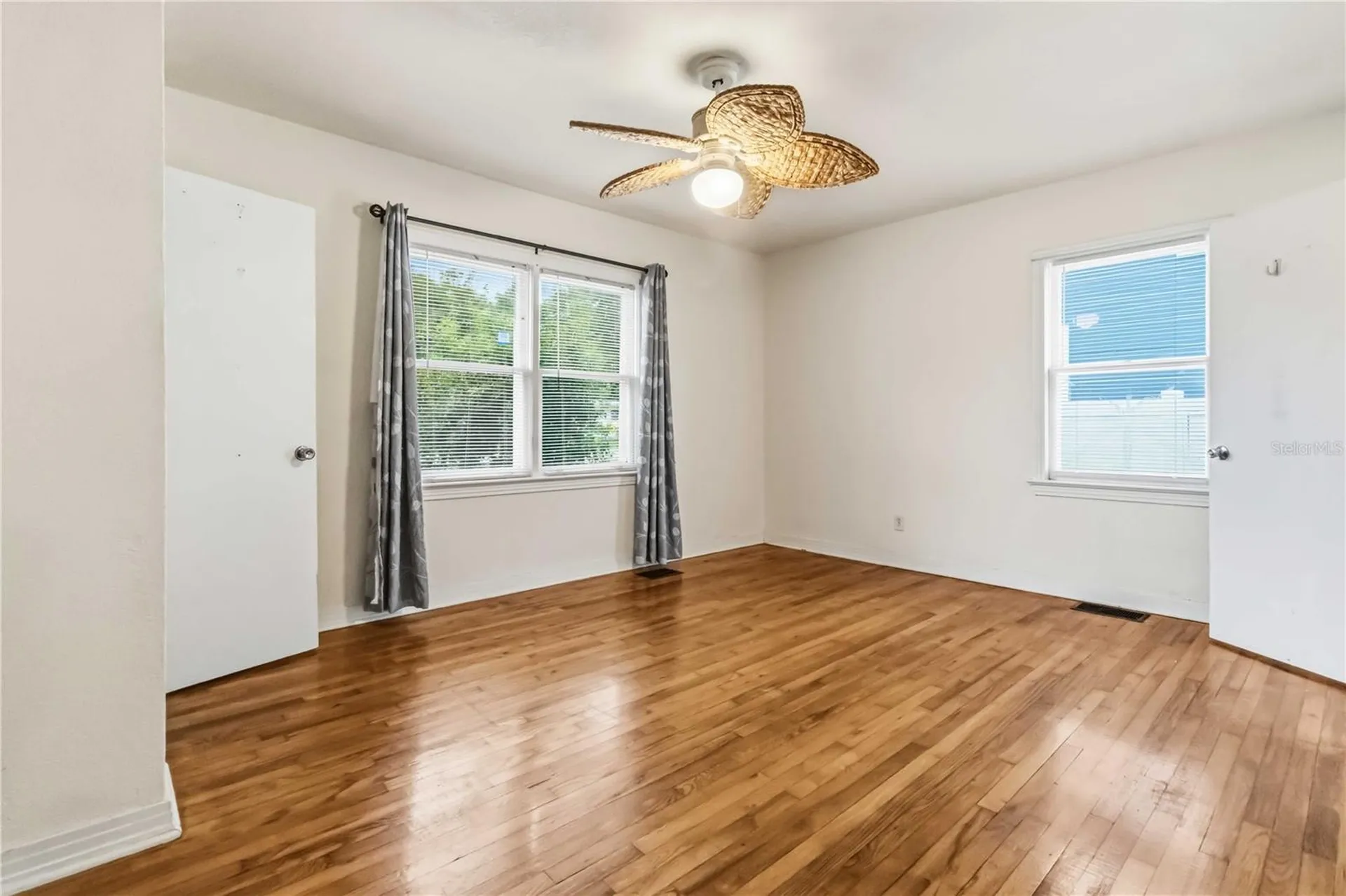 217 Daytona Avenue Holly Hill FL 32117