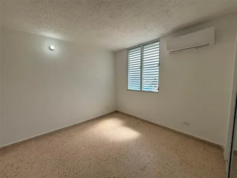 18-6 18 Street Sabana Gardens Carolina PR 00983