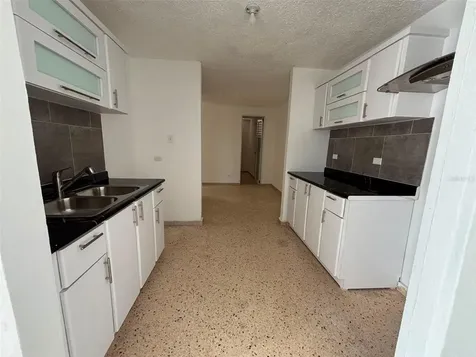 18-6 18 Street Sabana Gardens Carolina PR 00983