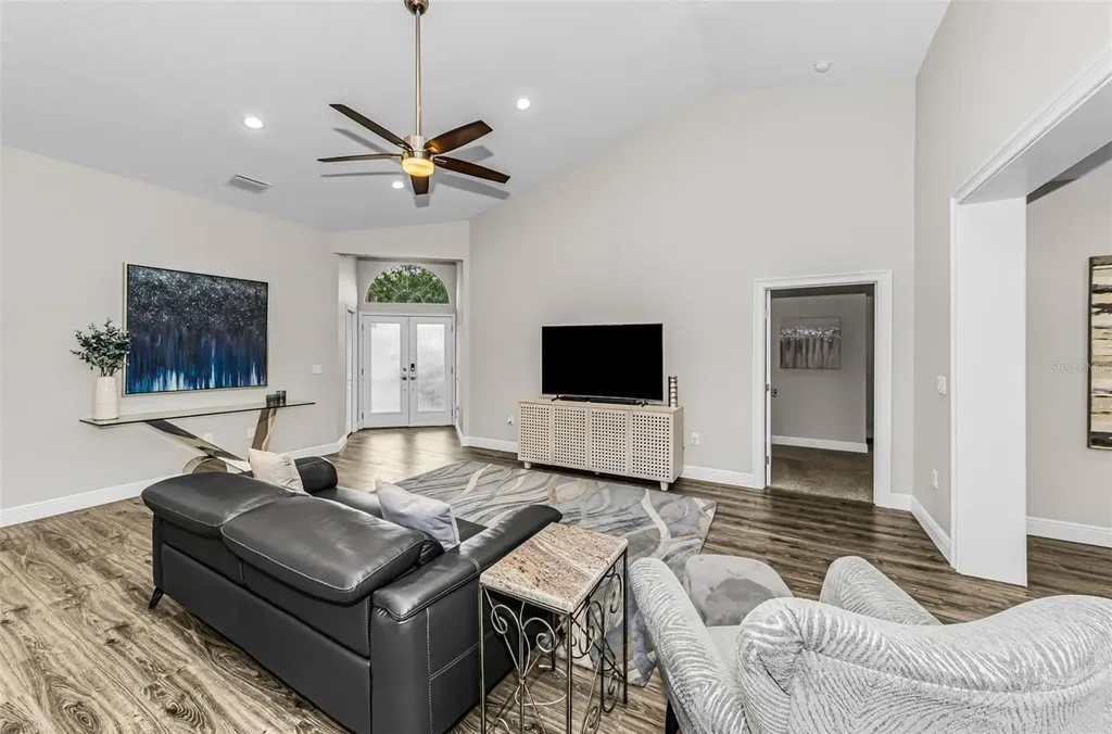 5250 Pinehurst Court Oldsmar FL 34677