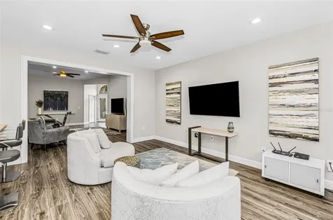 5250 Pinehurst Court Oldsmar FL 34677