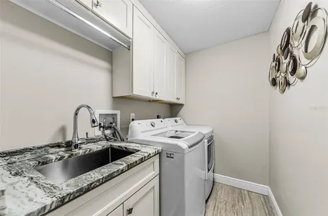 5250 Pinehurst Court Oldsmar FL 34677