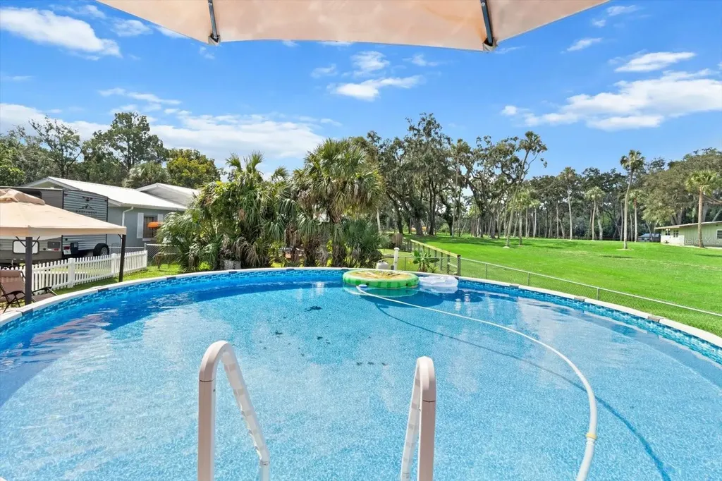 1110 N Rice Terrace Crystal River FL 34429