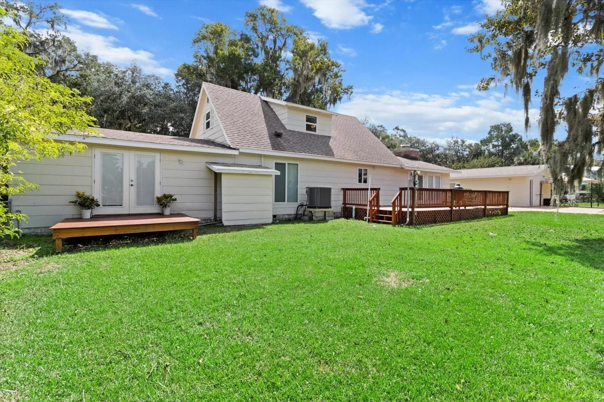 1110 N Rice Terrace Crystal River FL 34429