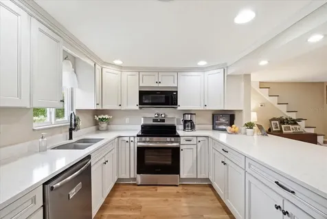 1110 N Rice Terrace Crystal River FL 34429