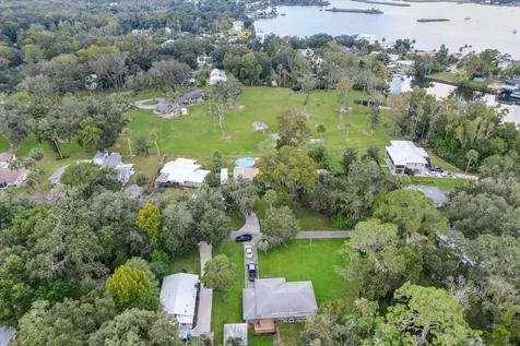 1110 N Rice Terrace Crystal River FL 34429