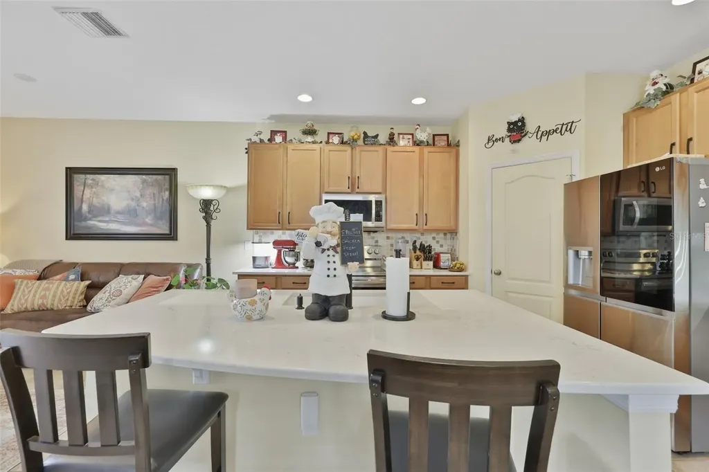 8718 Turnstone Haven Place Tampa FL 33619