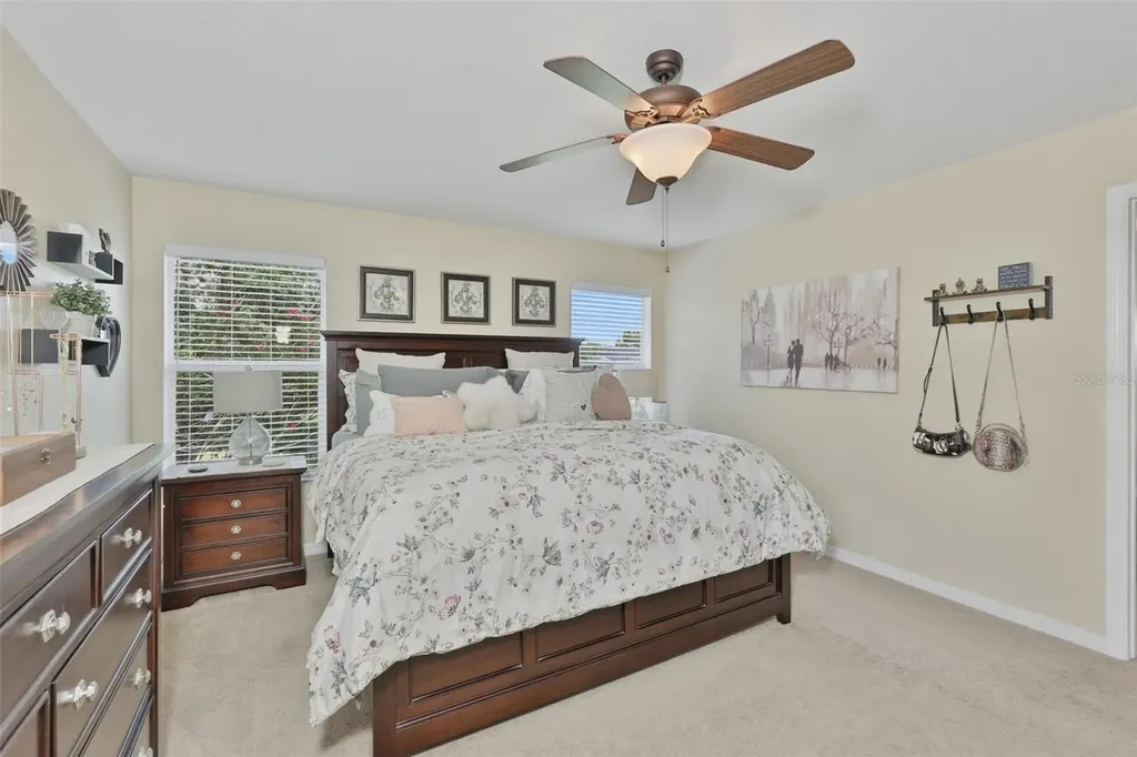 8718 Turnstone Haven Place Tampa FL 33619