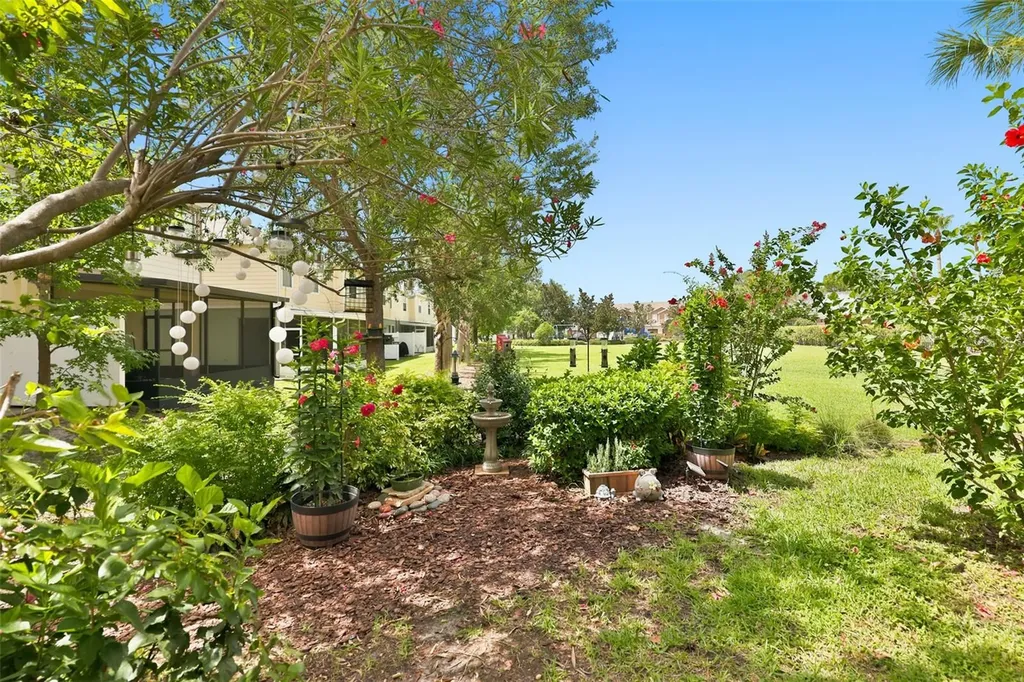 8718 Turnstone Haven Place Tampa FL 33619