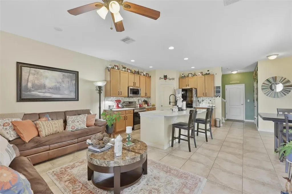8718 Turnstone Haven Place Tampa FL 33619