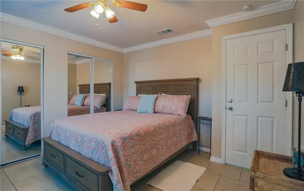 2907 Hyde Park Street Sarasota FL 34239