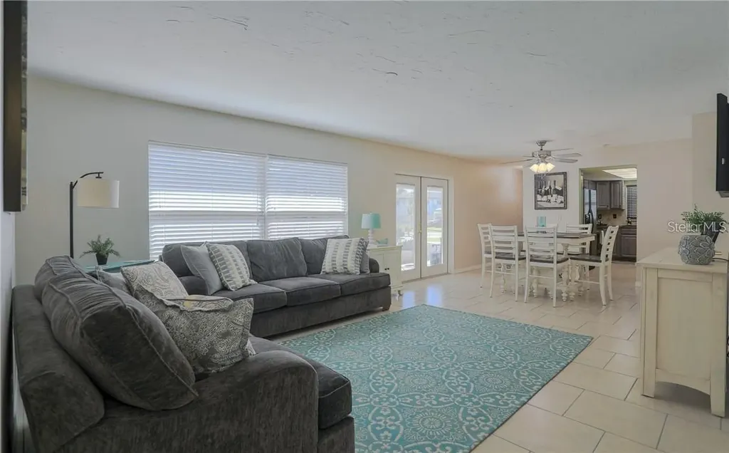 2907 Hyde Park Street Sarasota FL 34239