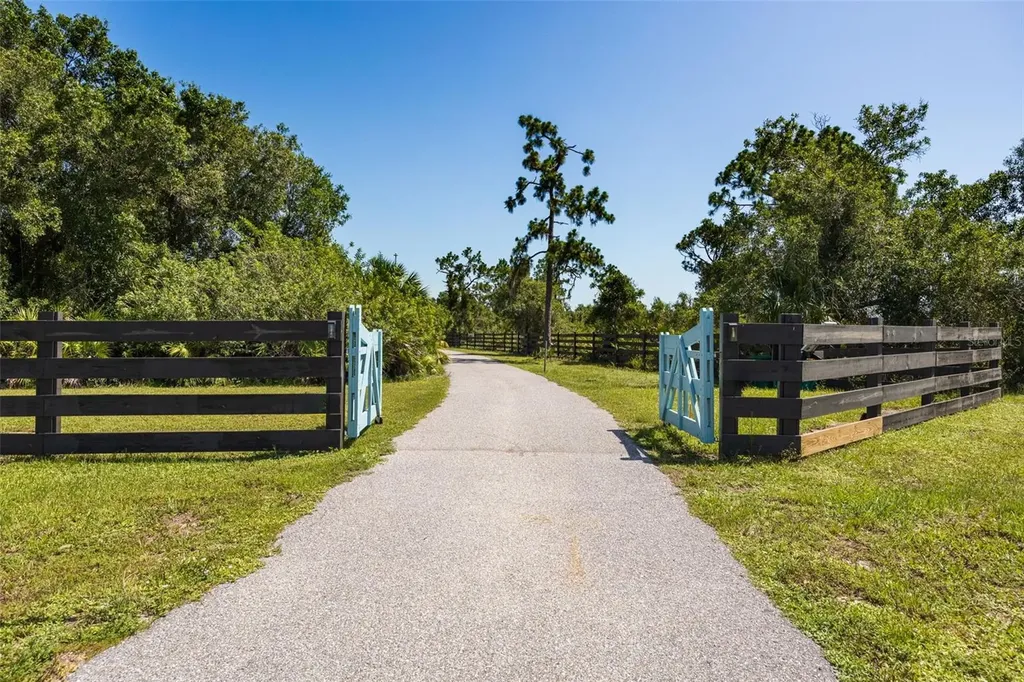 37951 Washington Loop Road Punta Gorda FL 33982