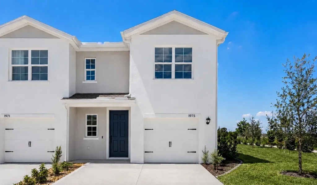 1975 Tamarack Pass Davenport FL 33837